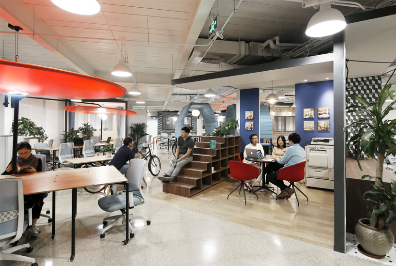 people's architecture office design workspace in beijing's tech center