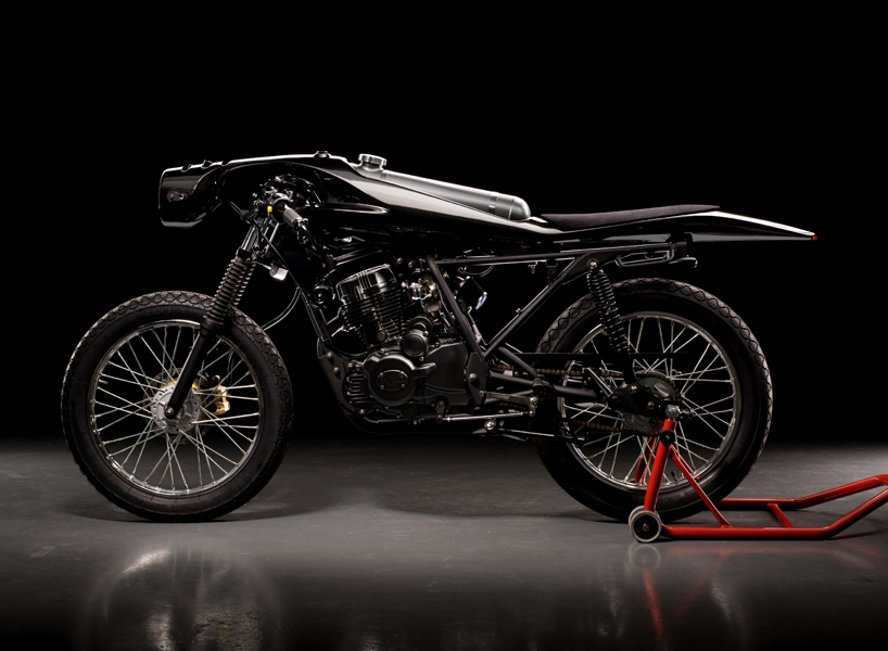 RDracer custom motorcycle celebrates retro-futurism