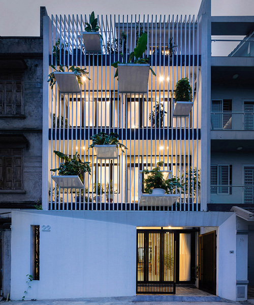 Danstudio Suspends Tree Filled Balconies From Th House In