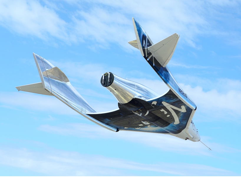 virgin galactic taps under armour for spacesuit pilots will wear on future  flights