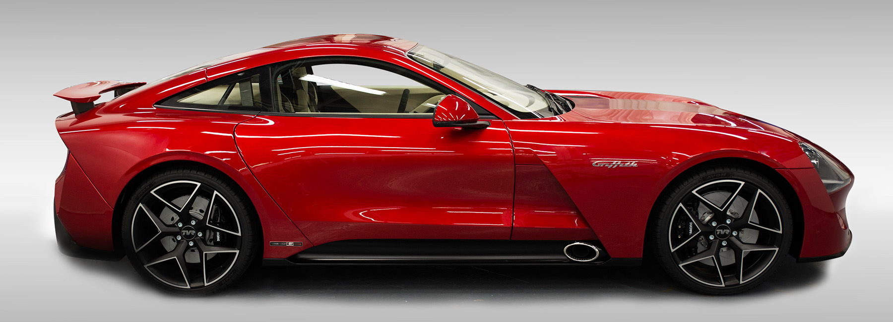 Tvr Roars Back To Production With 200 Mph V8 Powered Griffith Supercar