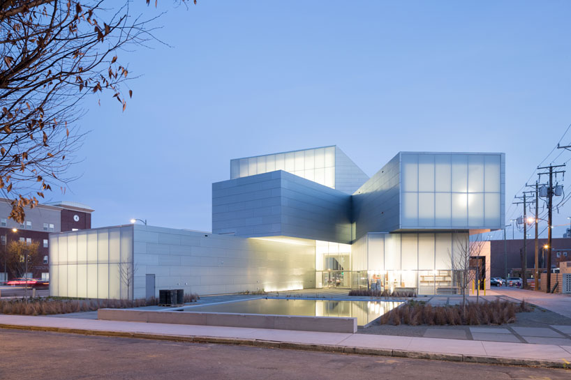 steven holl ICA