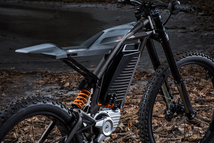 Harley-Davidson's Electric LiveWire Motorcycle Debuts at CES