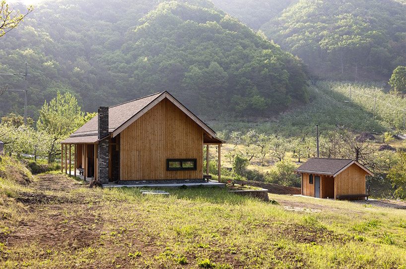 Studiogaon Builds A Timber House Amid The Mountains Of - 
