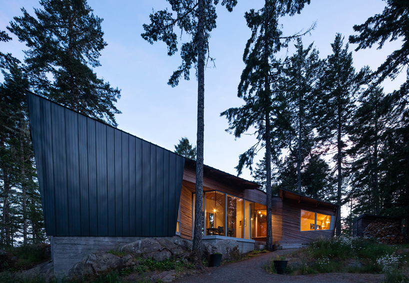 Campos Studio Embeds The Sooke House Within The Forest Of A Rocky