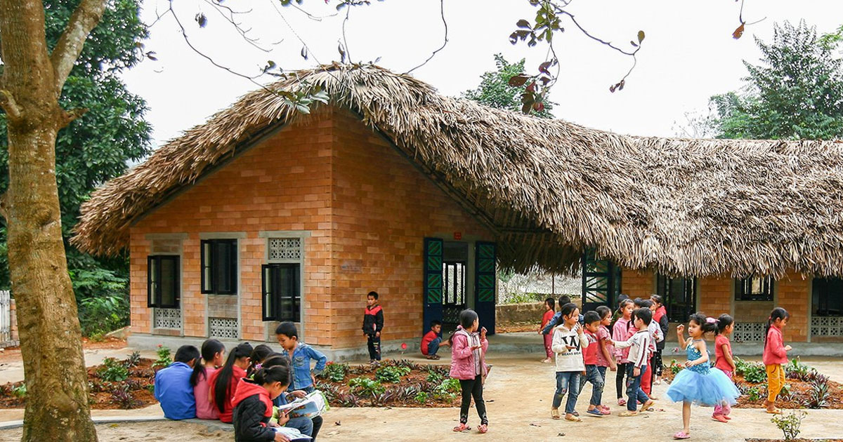 1+1>2 architects employs local materials and labor to build dao school in vietnam