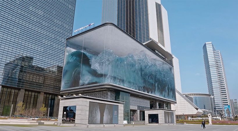 Vorm van het schip trog Elektrisch d'strict projects an endless simulated wave on massive LED screens in south  korea