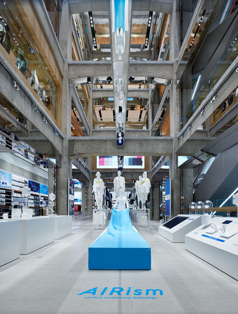 herzog & de meuron turns tokyo department store into flagship UNIQLO branch