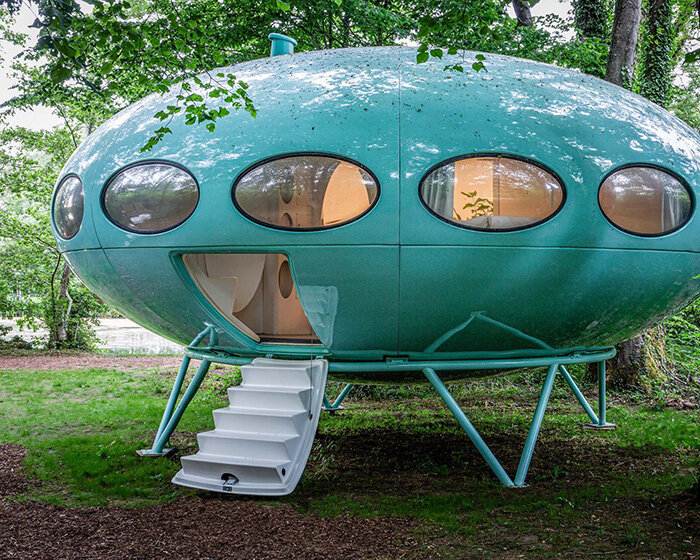 spend the night at a restored 1960s futuro house in somerset's marston park