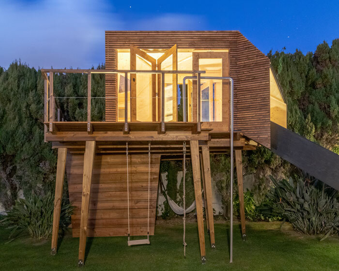 madeiguincho perches it's cassiopeia treehouse atop a set of timber stilts