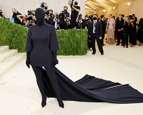 met gala 2021: celebrities interpret the unconfined theme of 'in america'