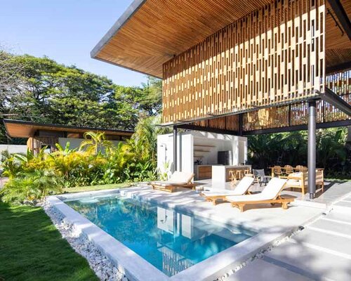 studio saxe brings tropical costa rican jungle inside ‘naia’ beach house