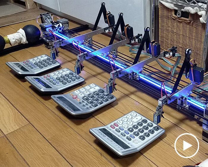 'A-HOGE' is a calculator-playing robot that performs mozart with precision