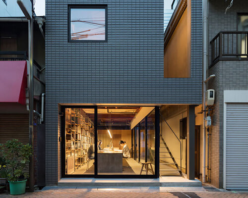 'atelier house in ohiraki' blurs the boundaries between work and life