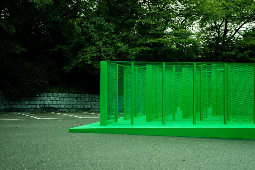 explore bottega veneta's immersive, green MAZE installation in