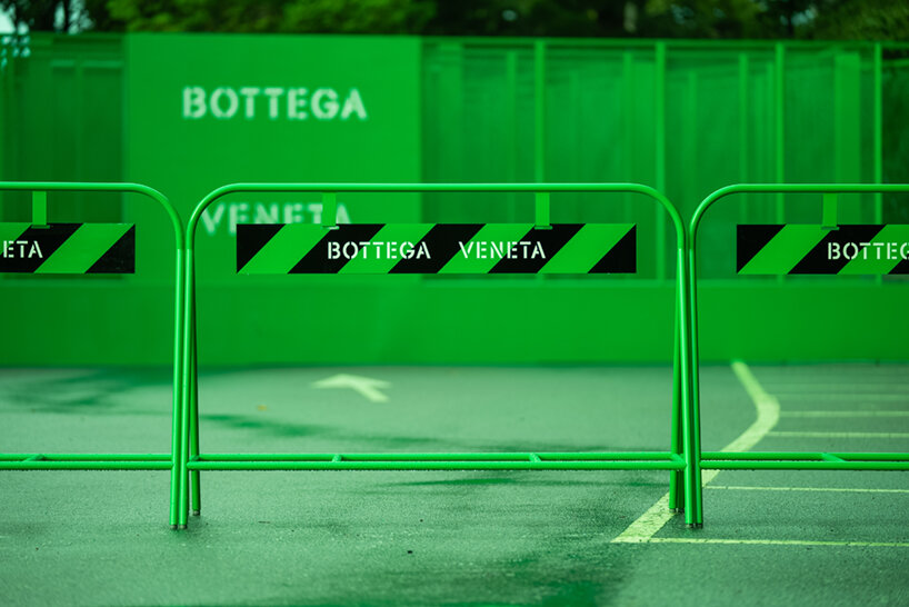 Bottega Veneta opens a Squid Game-style maze in Korea: see the photos