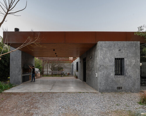 roberto benito arquitecto experiments with concrete to imitate geological layers