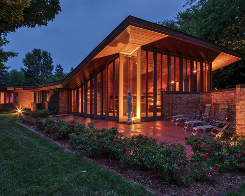 frank lloyd wright's harper house in michigan is on sale for $2 million