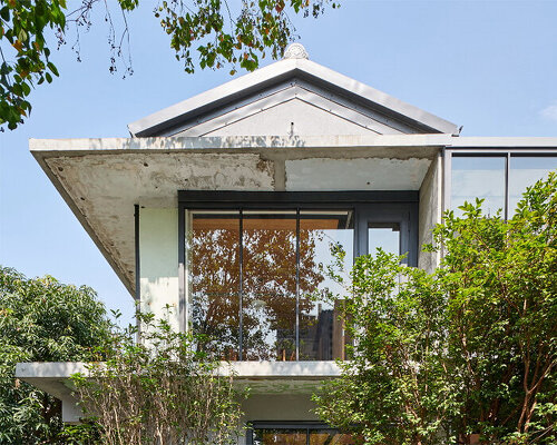 atelier SUPERB turns an old concrete townhouse into a new restaurant in taiwan