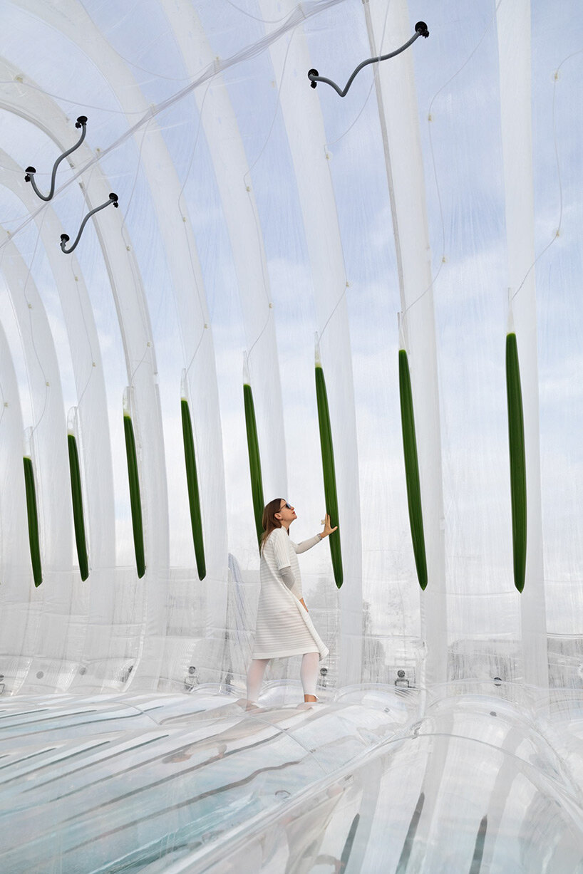 ecoLogicStudio erects inflatable air-purifying eco-machine at COP26