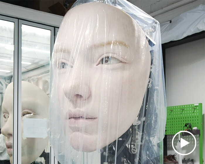 GENTLE MONSTER discusses the giant, a 2-meter-high uncanny face robot