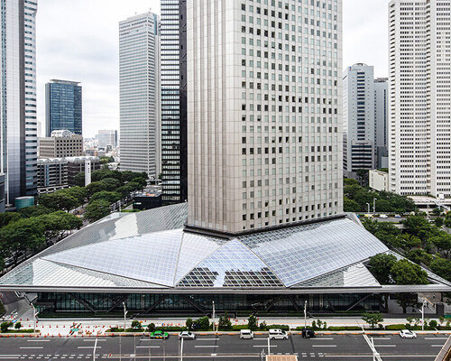 NIKKEN SEKKEI revitalizes 'triangle building' with vivid public space topped by glass roof