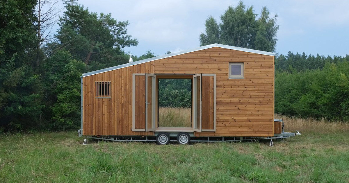 Conflict Met andere bands instructeur REDUKT's tiny house on wheels is designed to bring nature into focus
