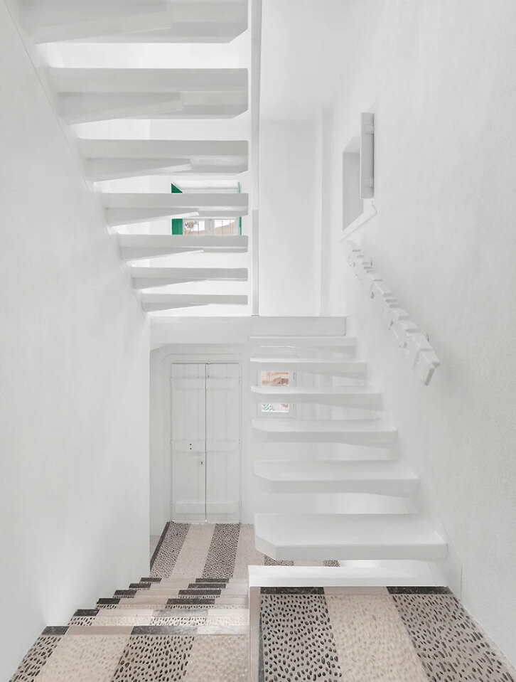 WHITE | designboom