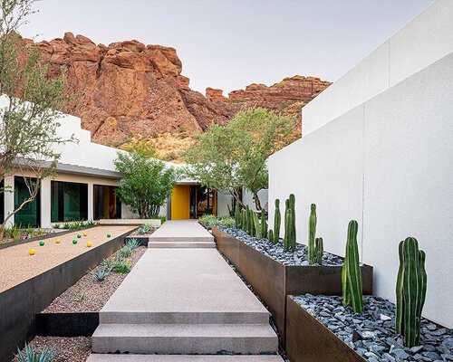 studio 180 degrees design+build veils a home into arizona's red mountains