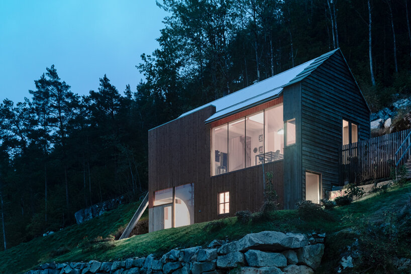 Rever & Drage Completes A Fjord-side Cabin In Western Norway