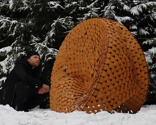 UMA creates hut out of thousands of gingerbread cookies just in time for christmas