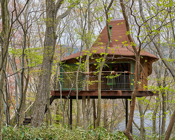 this treehouse by hiroshi nakamura & NAP architects seeks the richness of a frugal life