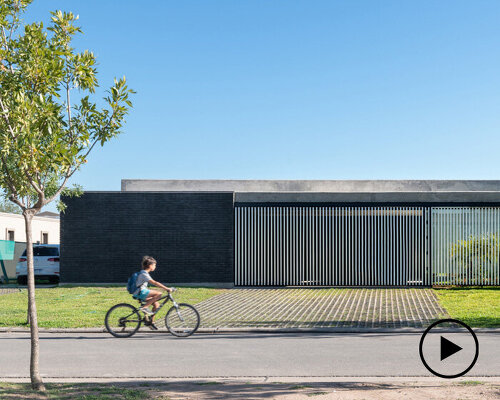 aluminum screens offer privacy and openness for house JC in argentina