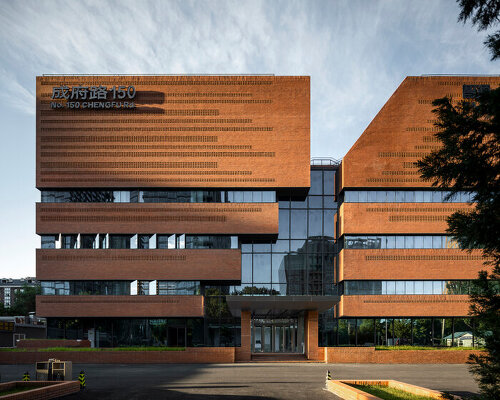 URBANUS adds a brick curtain wall and roof garden to beijing office building