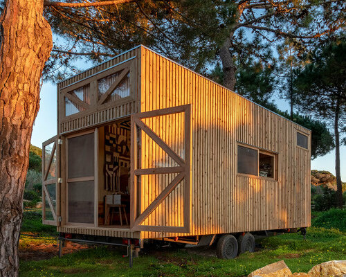 madeiguincho unveils its latest off-grid 'tiny house on wheels' in portugal