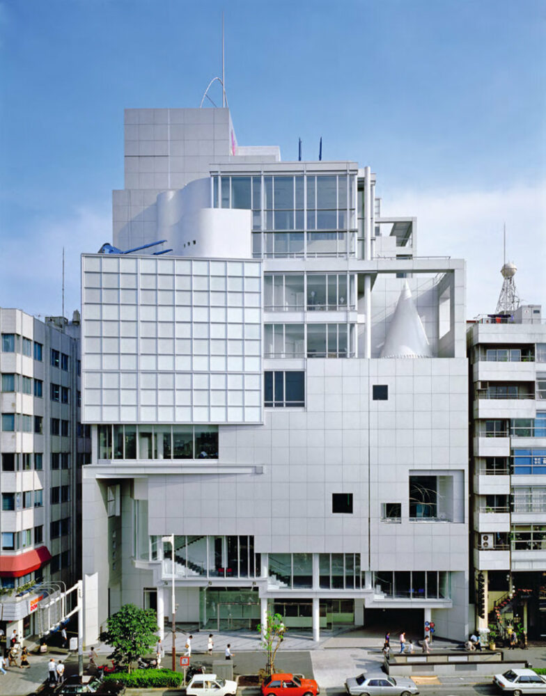 maki and associates, spiral building, tokyo, japan, 1985 (image © toshiharu kitajima)