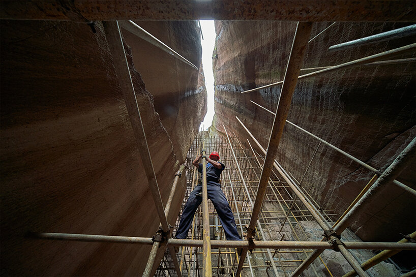 Xu Tiantian Carves Into The Rocks To Revitalize Nine Small Abandoned ...