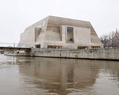 treasure chest-like proposal wins competition for new archeological state museum in rostock