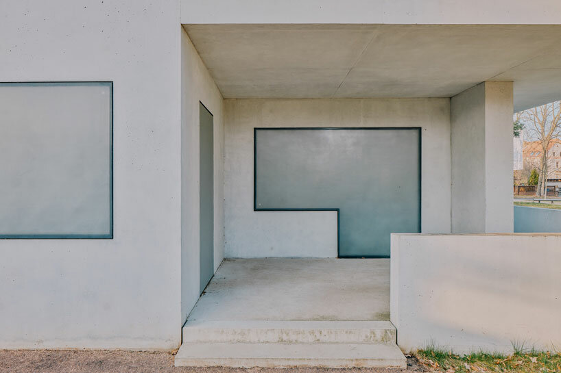 walter gropius’s modernist ‘meisterhäuser’ villas captured by david altrath