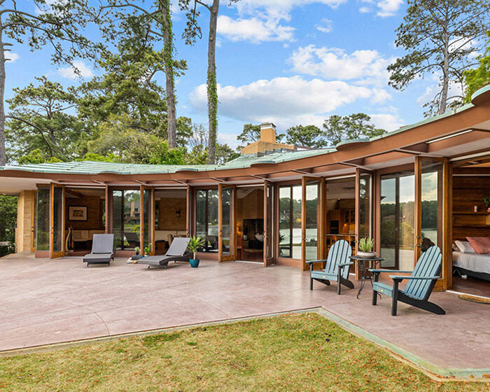 frank lloyd wright's cooke house in virginia hits the market for $3 million