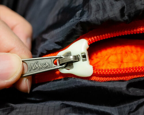 this resin device will stop your zipper getting stuck, and it glows in the dark