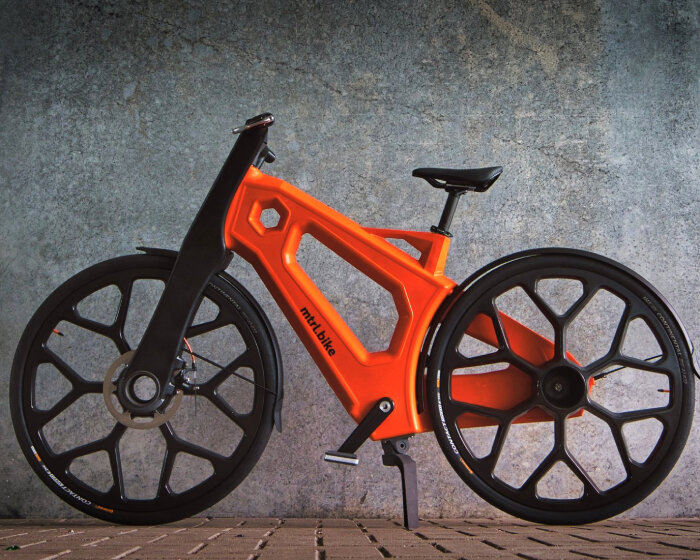 brothers design 'mtrl' bike from plastic to make it 100% recyclable