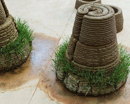 ‘to grow a building’ uses 3D printing to create organic architecture made of seeds and soil