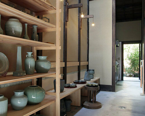 atspace architects converts kyoto machiya townhouse into SOKOKU celadon gallery + café