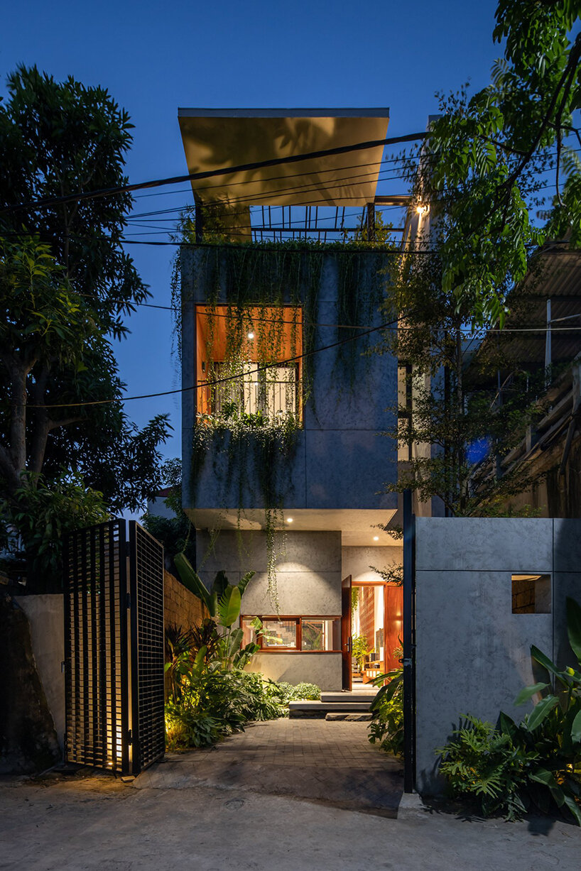 'folding house' in hanoi, vietnam by X11 design studio