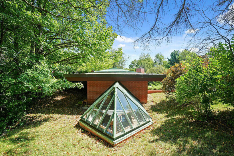 one-of-frank-lloyd-wright-s-largest-usonian-house-is-now-for-sale