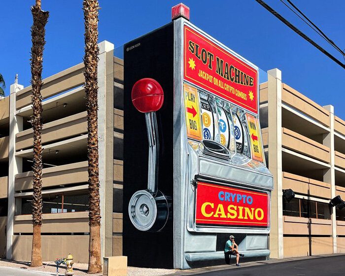 leon keer's giant 3D mural in las vegas depicts a retrofied crypto slot machine