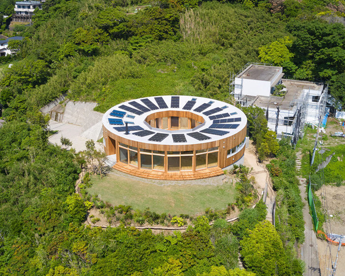 circular '365°' house by andrea hikone opens generously to japan's natural landscapes