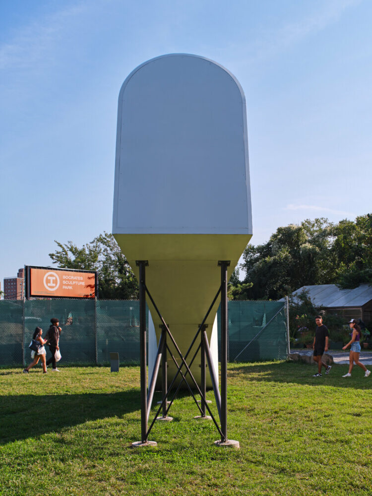 daniel shieh creates portal to another earth in new york park