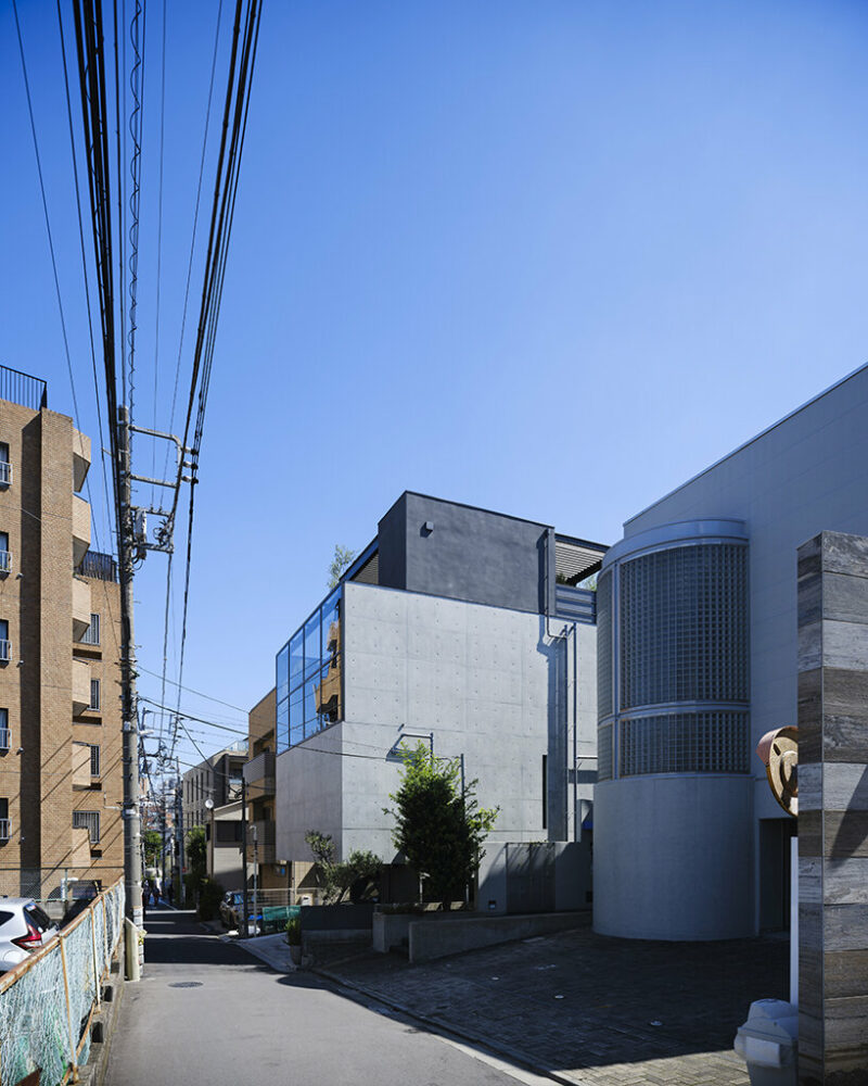 Apollo Architects Brings Visual Spatial Duality To Esprit In Tokyo